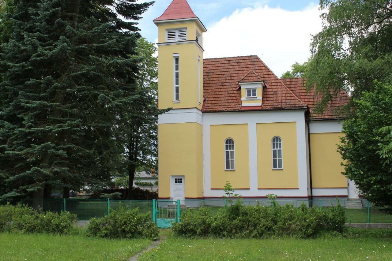 Ubytovani Ve Stodole Straz nad Nezarkou Экстерьер фото